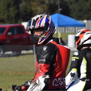 Meet your Posher, Dennis